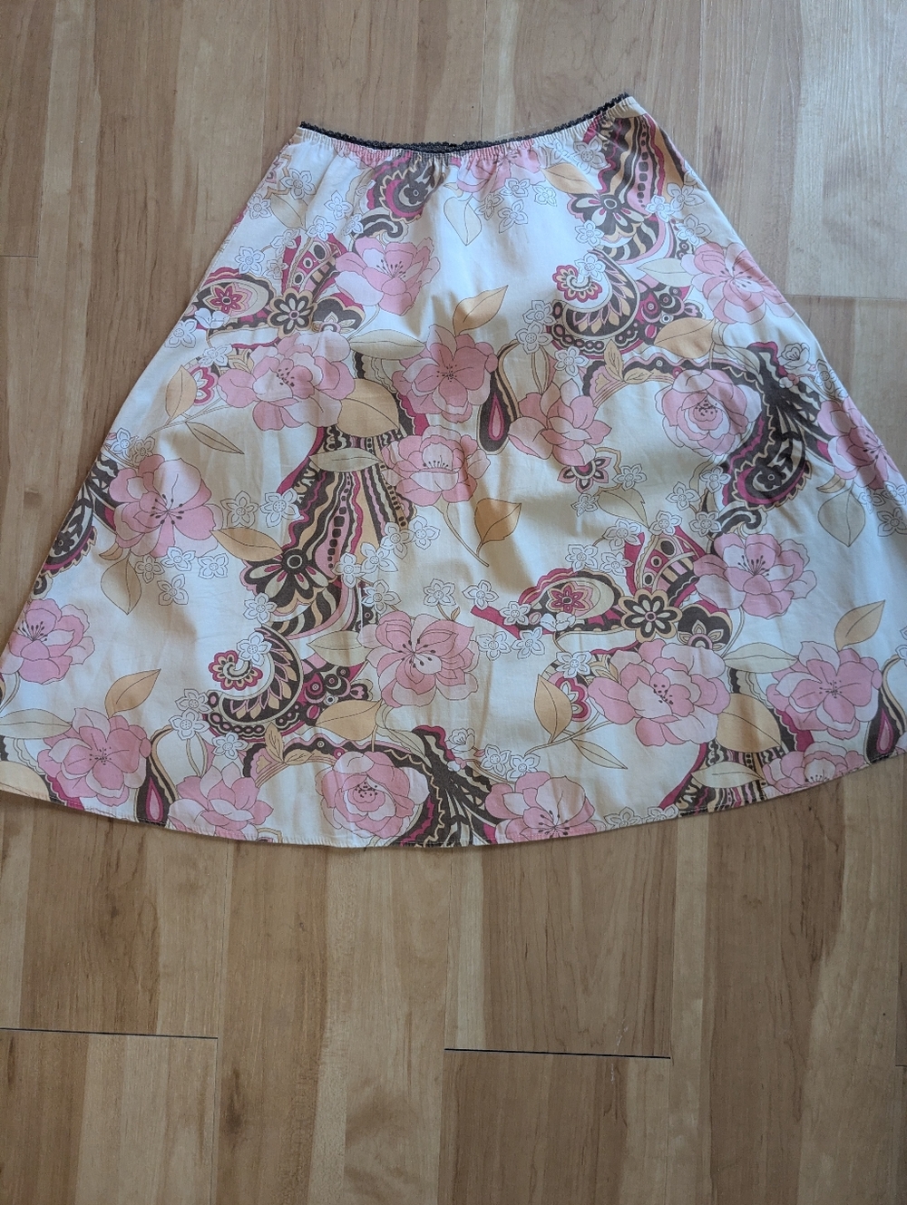 Esse Cotton Blend Pink & Gray Paisley, Floral Skirt
